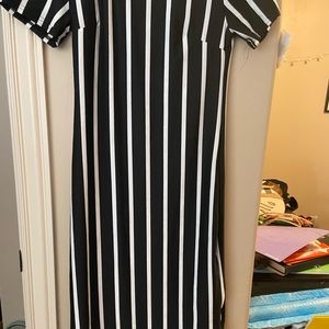 Dresses all medium can’t wear them anymore selling each one for $20